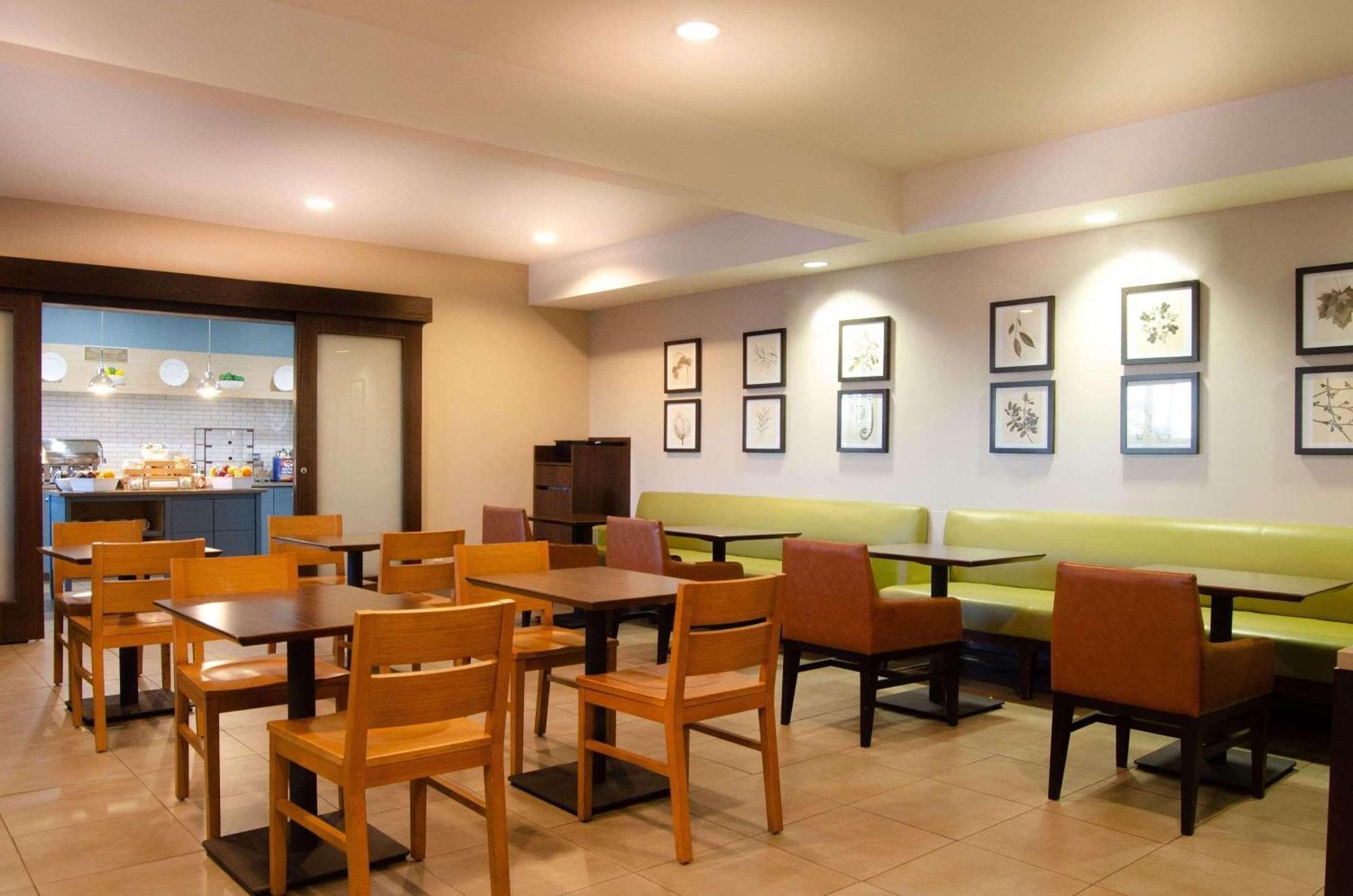 Country Inn & Suites By Radisson, Tuscaloosa, Al Dış mekan fotoğraf